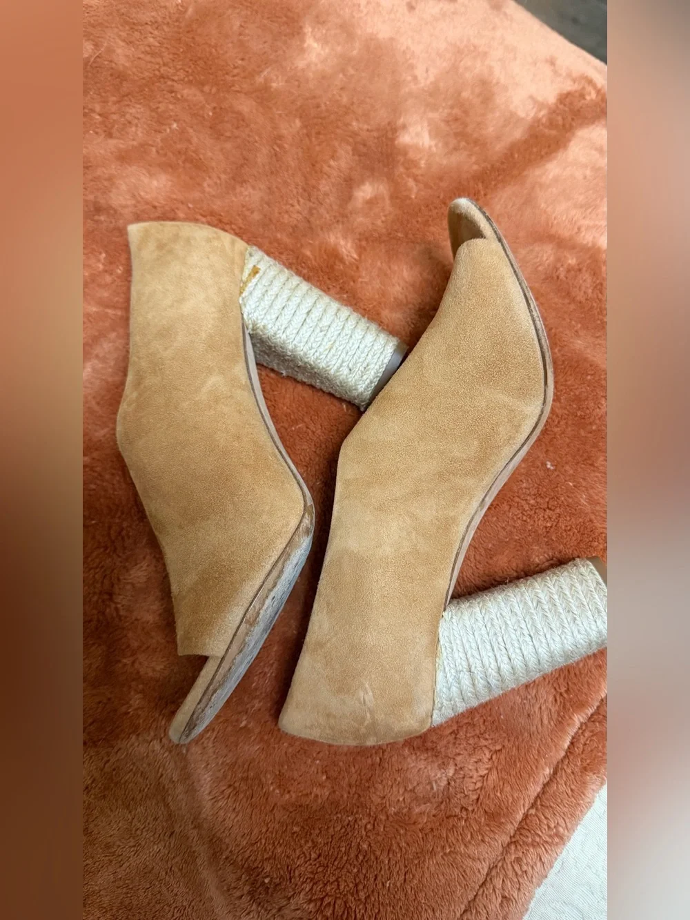 Vince Made in Italy Suede Peep Toe Espadrille Block Heels Tan 6.5M